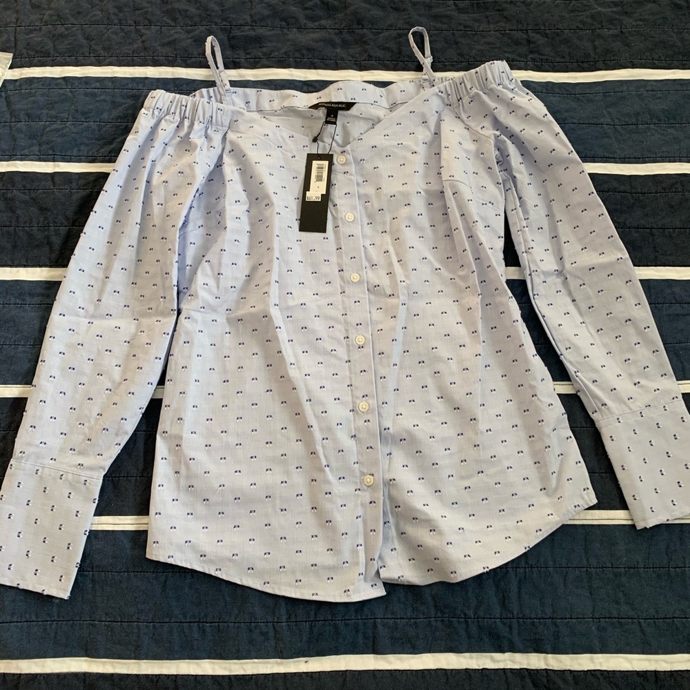 NWT Off the shoulder button up